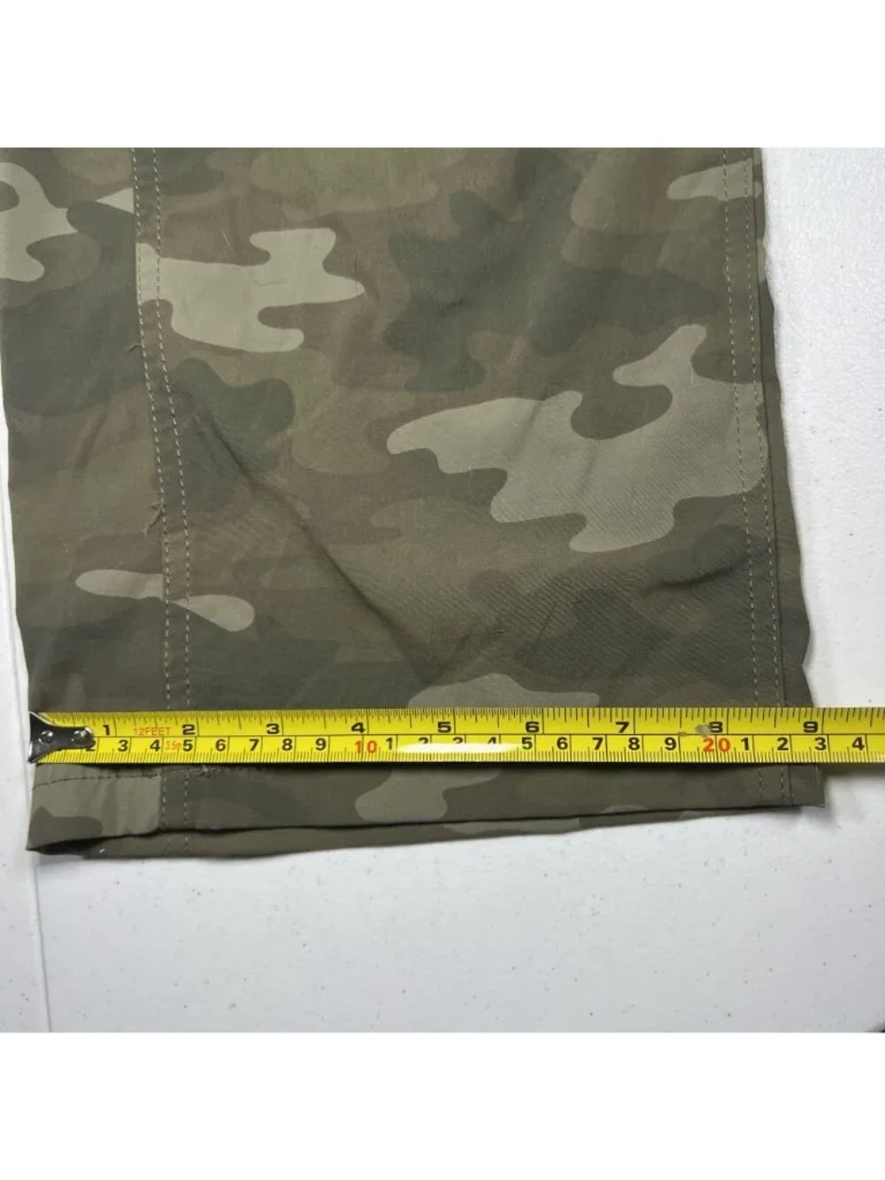 Eddie Bauer Mens First Ascent Camo Cargo Pants Size 36x30 Hiking Stretch